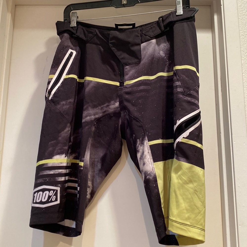 100% Mountain Bike Shorts - Mens